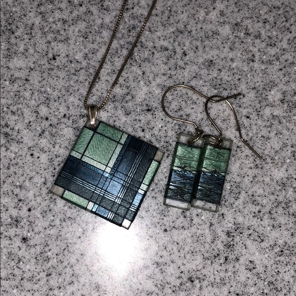 Jewelry - Necklace and earrings set
